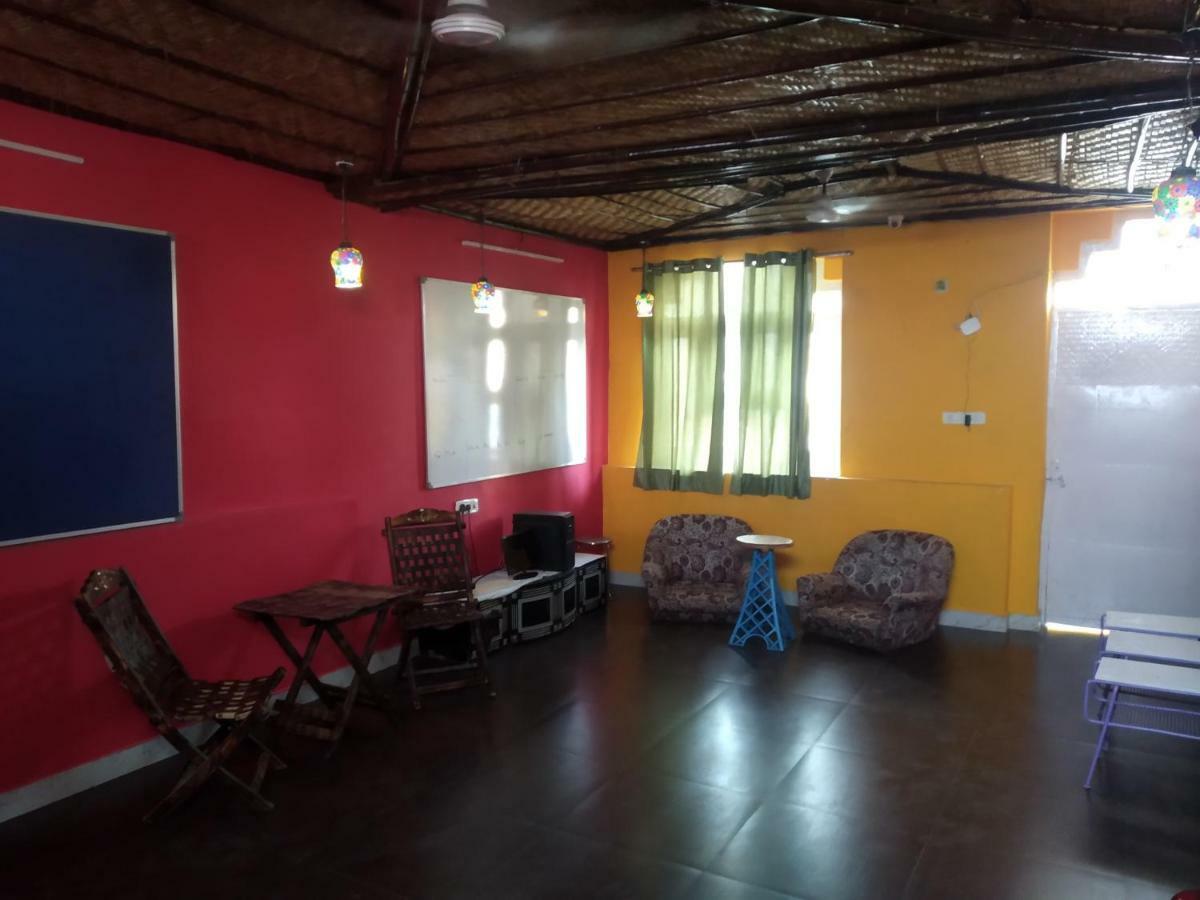 Bunk Hostel Delhi New Delhi Exterior photo